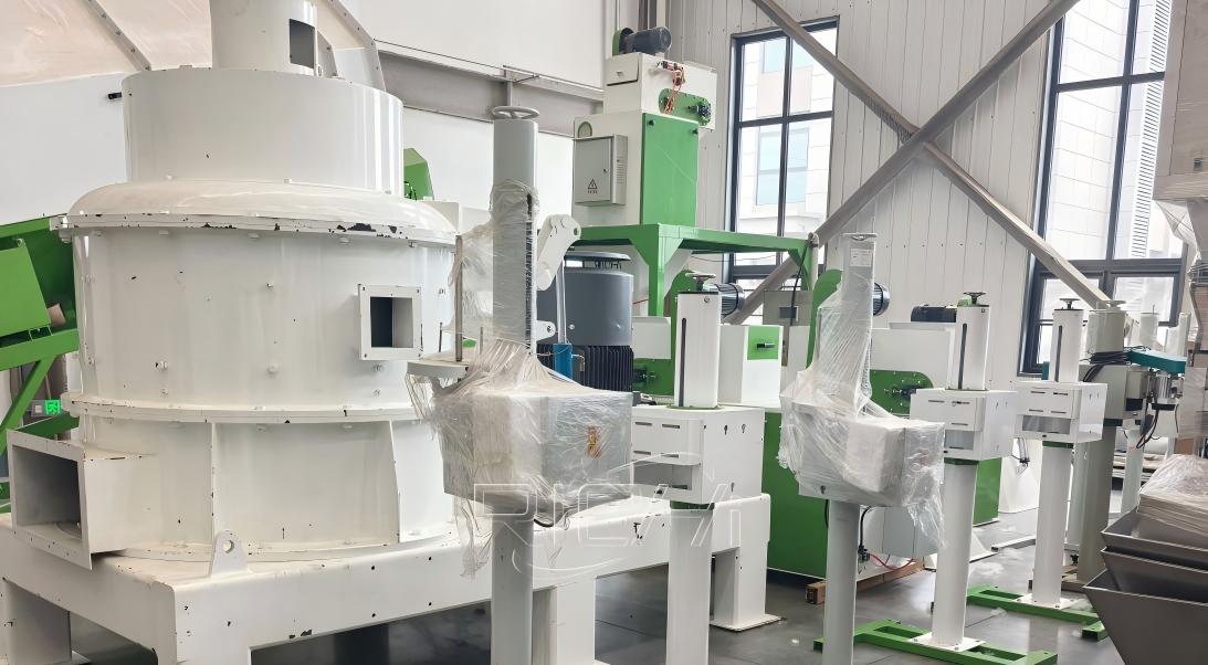 Automatic packing scale in auxiliary equipment