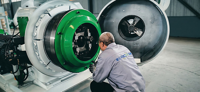 Engineer's maintenance inspection
