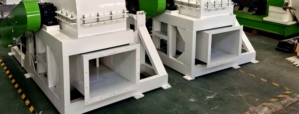 discharging System of sawdust making machine