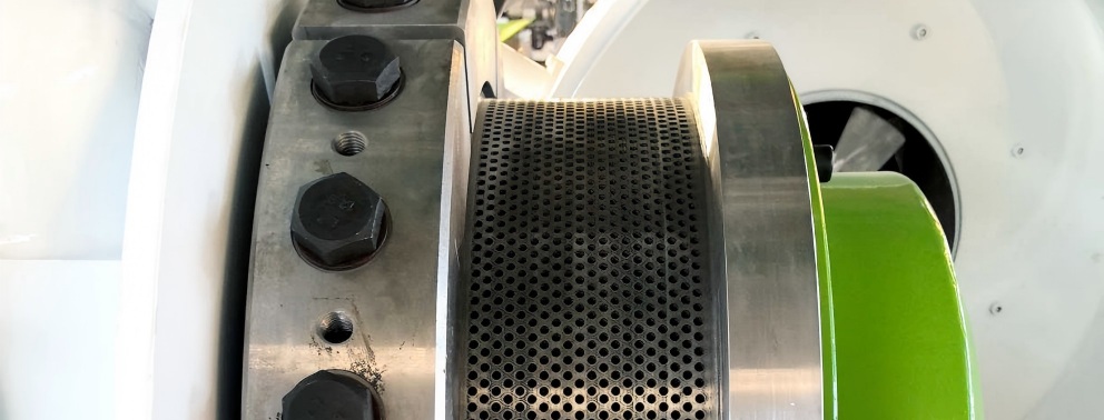 Ring Die & Roller Assembly in straw pellet mill page